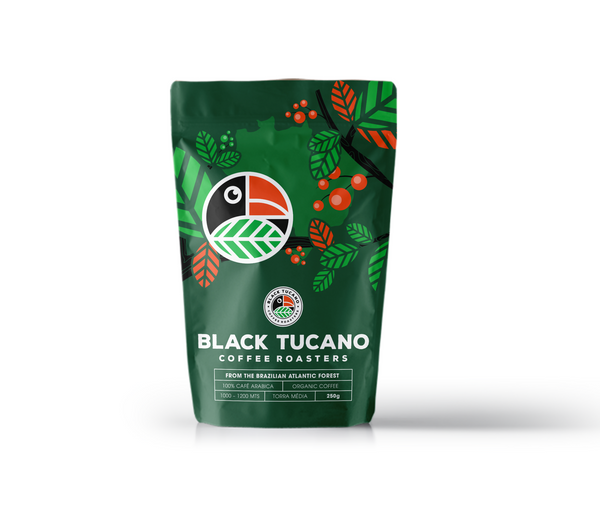 Assinatura Café Black Tucano Organic Coffee Torrado e em Grãos 250g